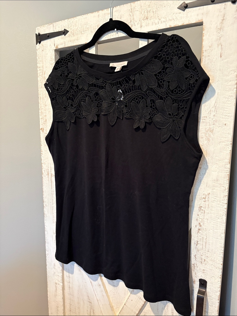 NWT Dress Barn Sleeveless Black Women's Top - Picture 2 of 7